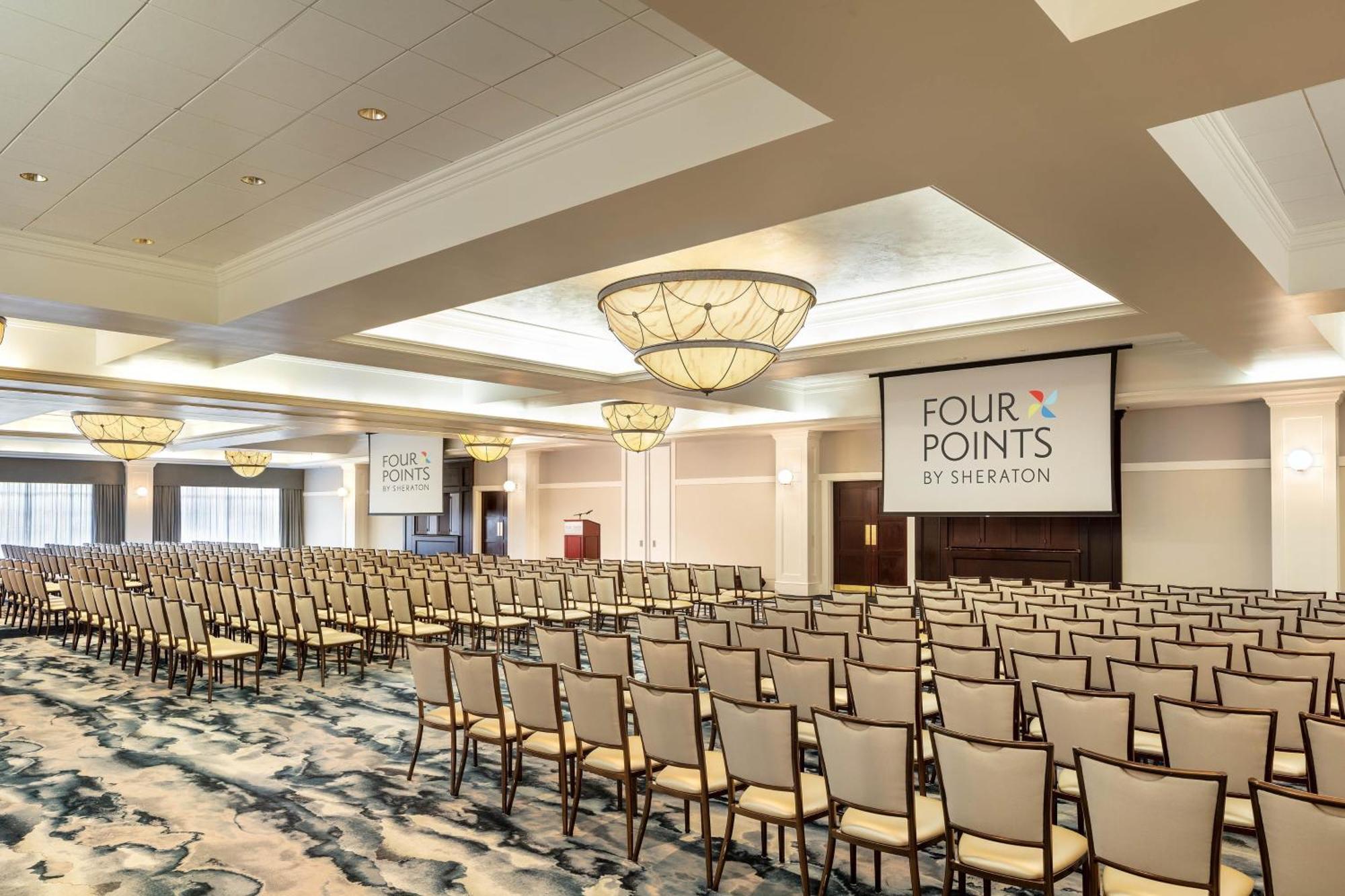 Four Points By Sheraton Norwood Conference Center Eksteriør billede