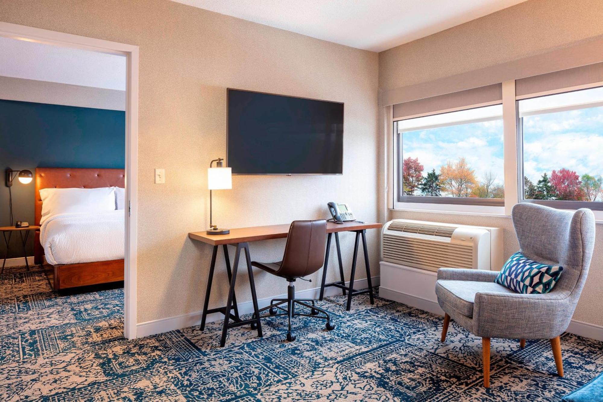 Four Points By Sheraton Norwood Conference Center Eksteriør billede