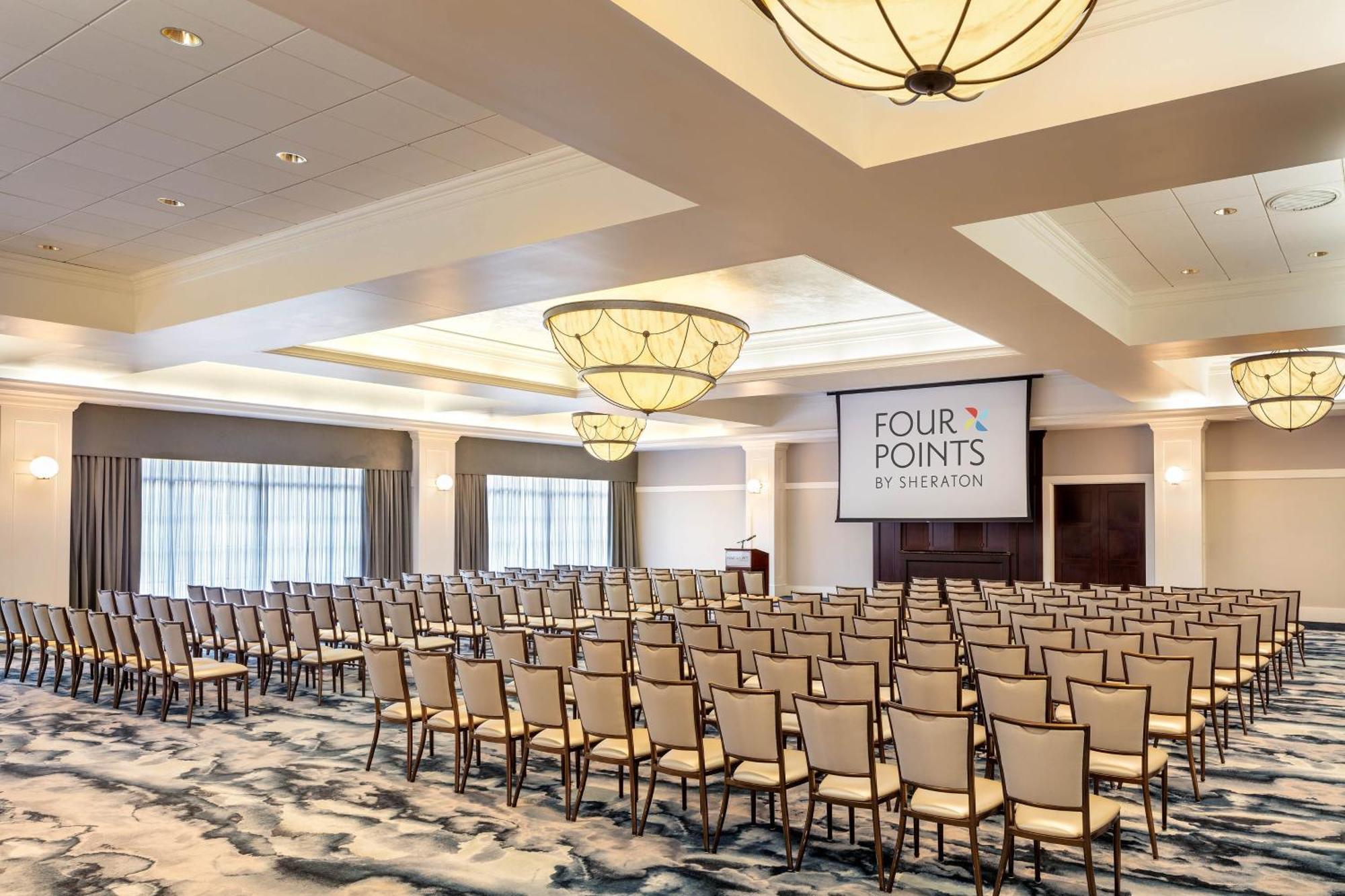 Four Points By Sheraton Norwood Conference Center Eksteriør billede